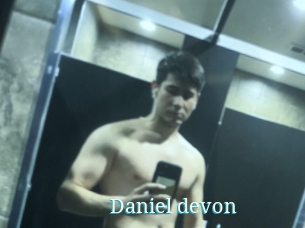 Daniel_devon