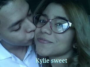 Kylie_sweet