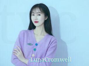 LunaCromwell