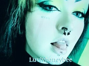 Luvlyhoneybee