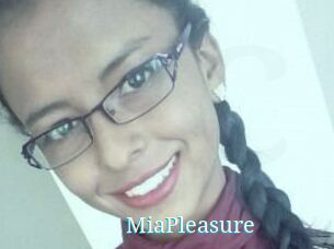 Mia_Pleasure