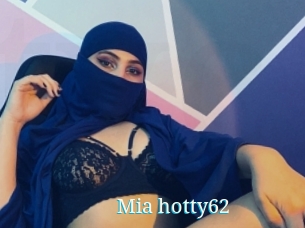 Mia_hotty62