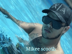 Mikee_scooth