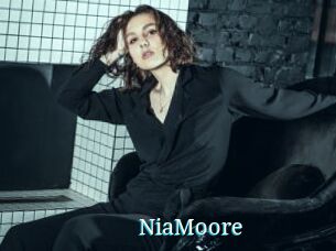 NiaMoore