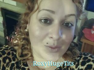 RoxyHugeTits